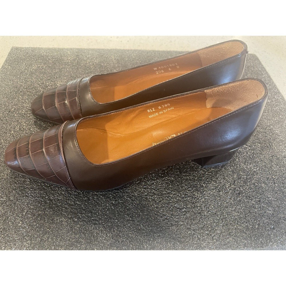 Womens Ralph Lauren "Mallory Captoe" Heel - Brown - size 6B - Picture 3 of 11